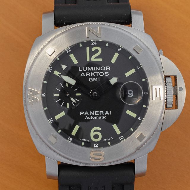 Panerai Luminor GMT PAM00186 Image 7